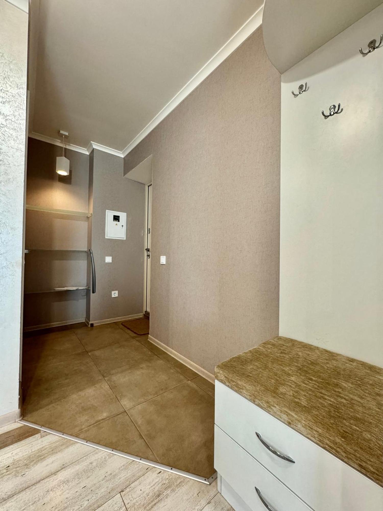 Apartpoltava розкішна студія з кутовою ванною, 1-й будинок біля корпусного парку, панорамний балкон Poltawa
